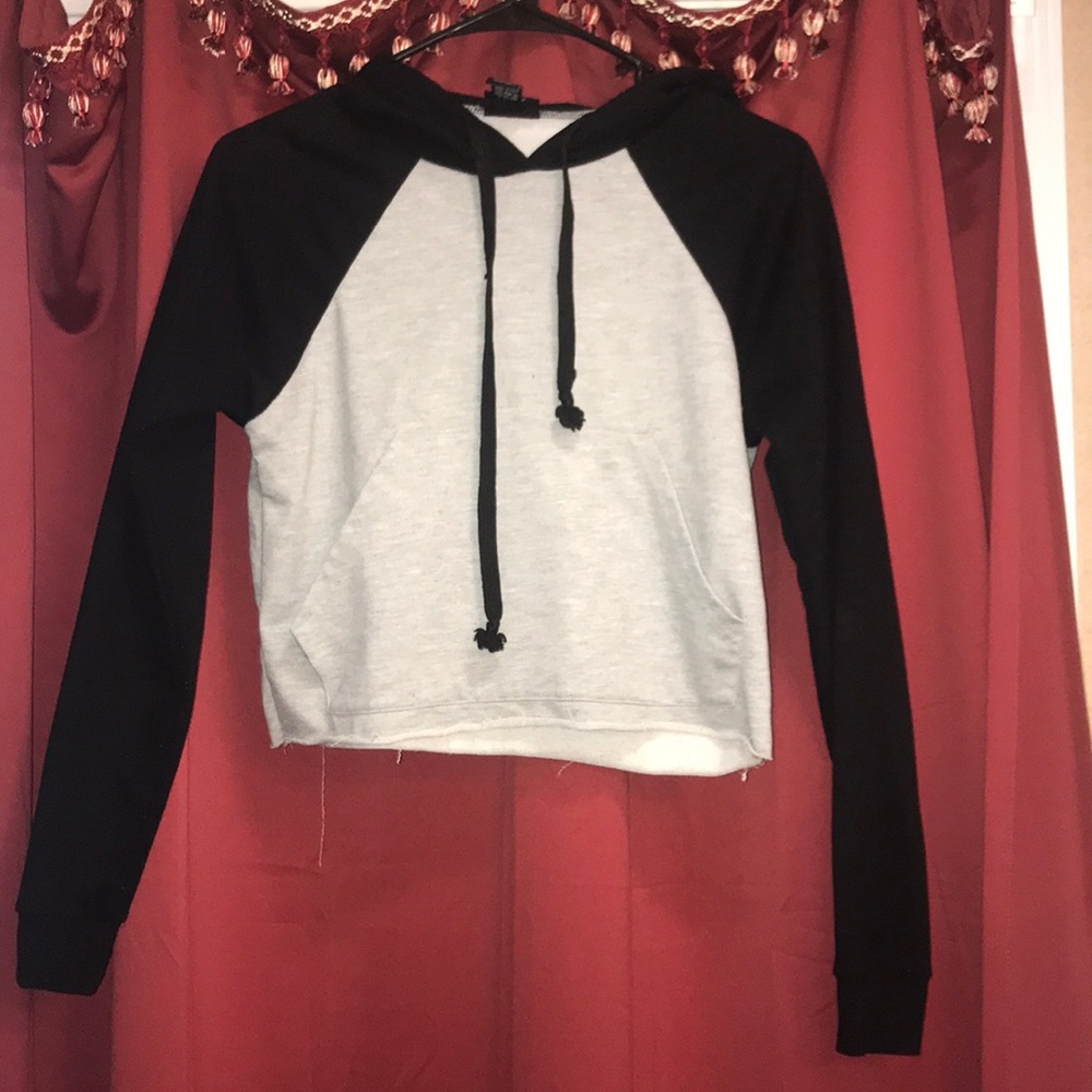 🎀crop top hoodie bundle and save
